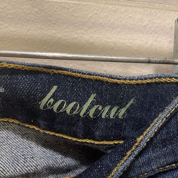 7 For All Mankind woman’s bootcut jeans - Picture 3 of 12